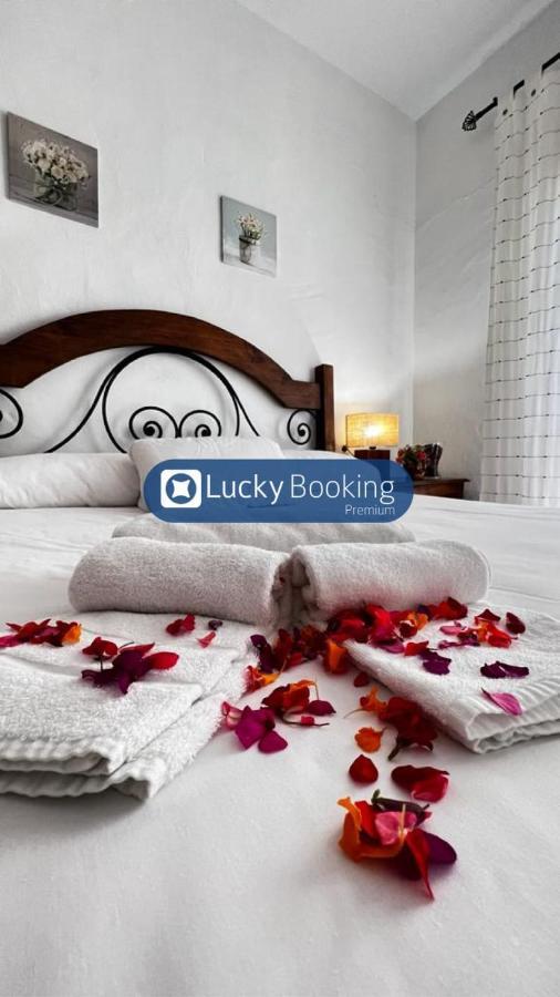 Zahara Lucky Booking ساهارا ذي لوس أتونِس المظهر الخارجي الصورة